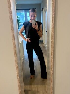 Express Women's Elegant Crop Black Blouse Size M